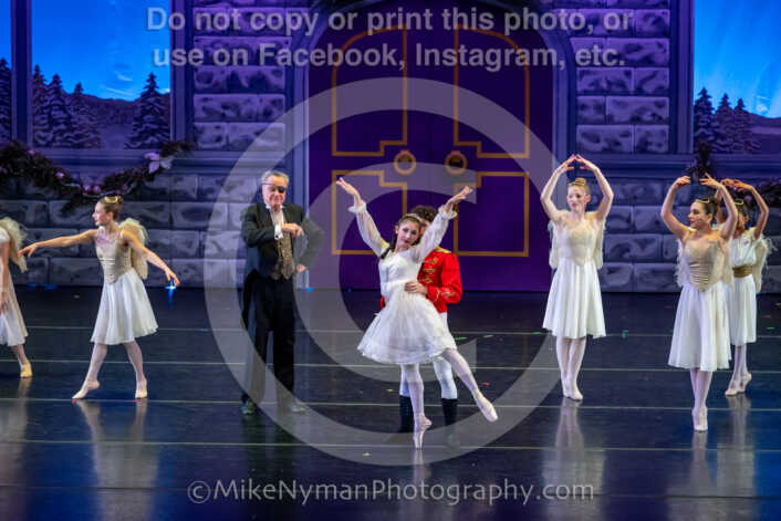 20251129201355-R62-130936