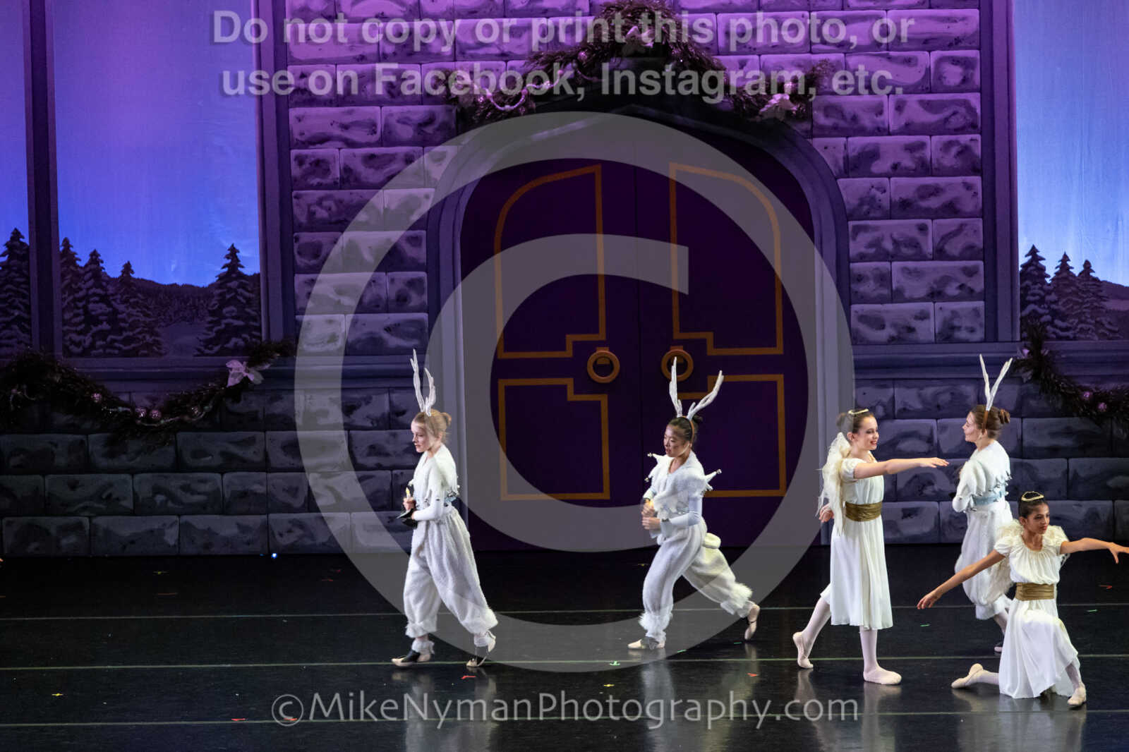 20251220191315-EQ7A1352