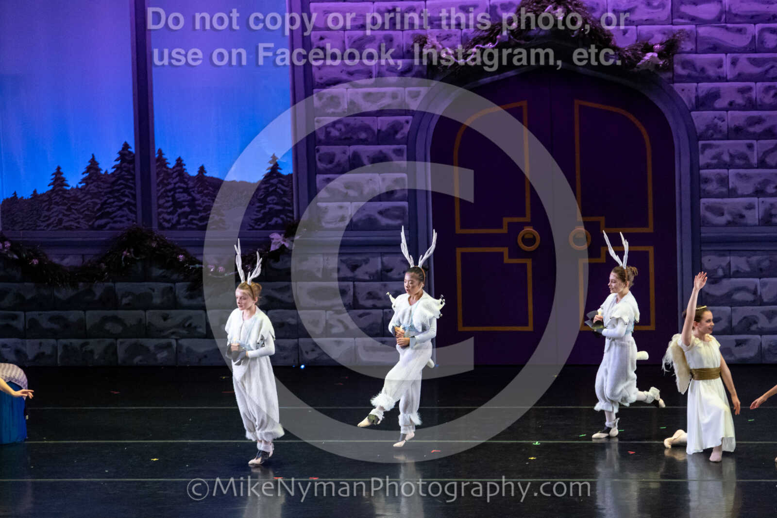 20251220191315-EQ7A1354