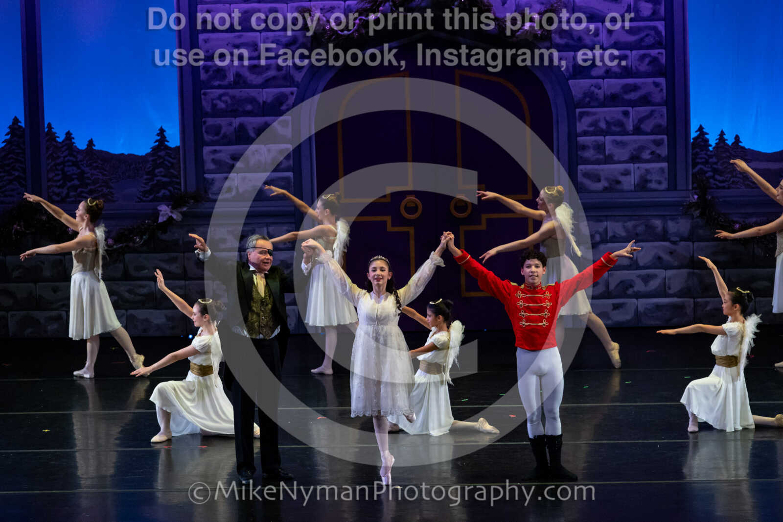 20251220191503-EQ7A1432