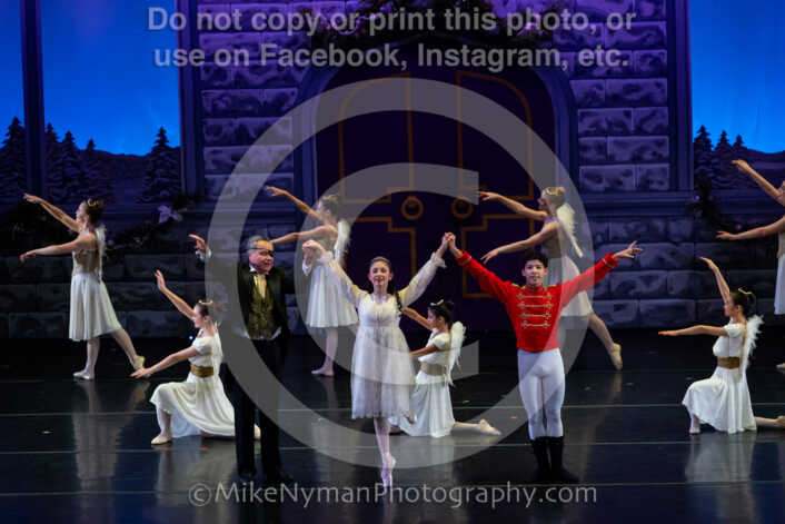 20251220191503-EQ7A1432