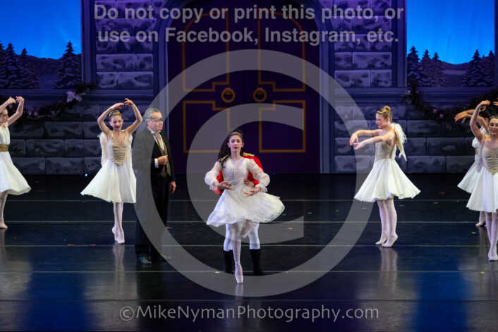 20251220191541-EQ7A1444