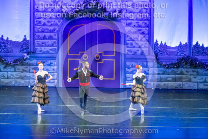 20251129201527-R62-130994