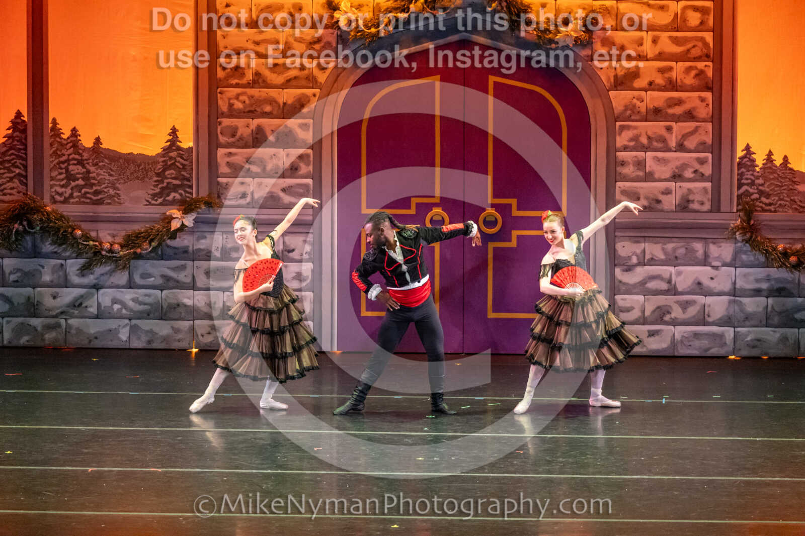 20251129201629-R62-131056