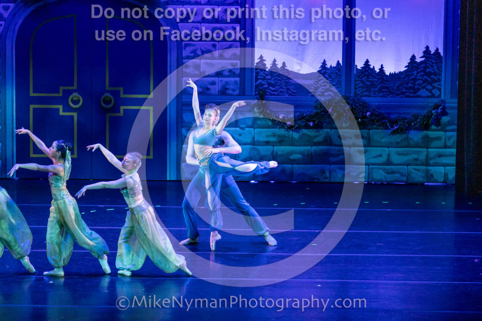 20251129201729-R62-131085