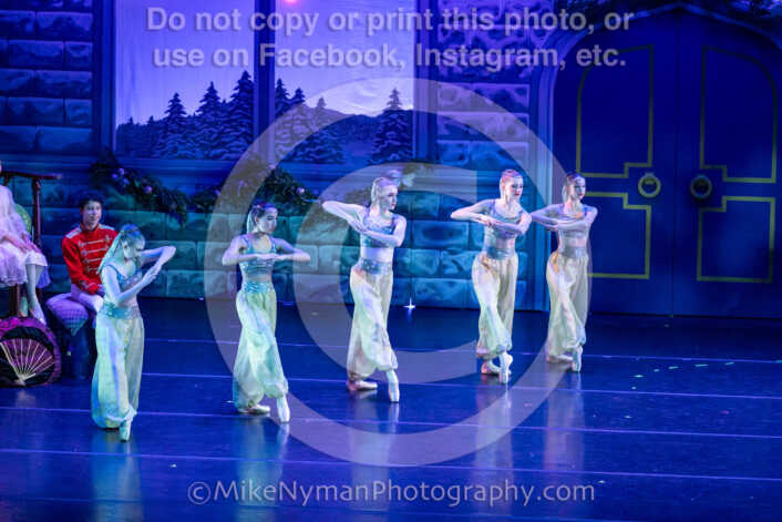 20251129201737-R62-131093