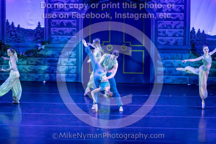 20251129201841-R62-131145