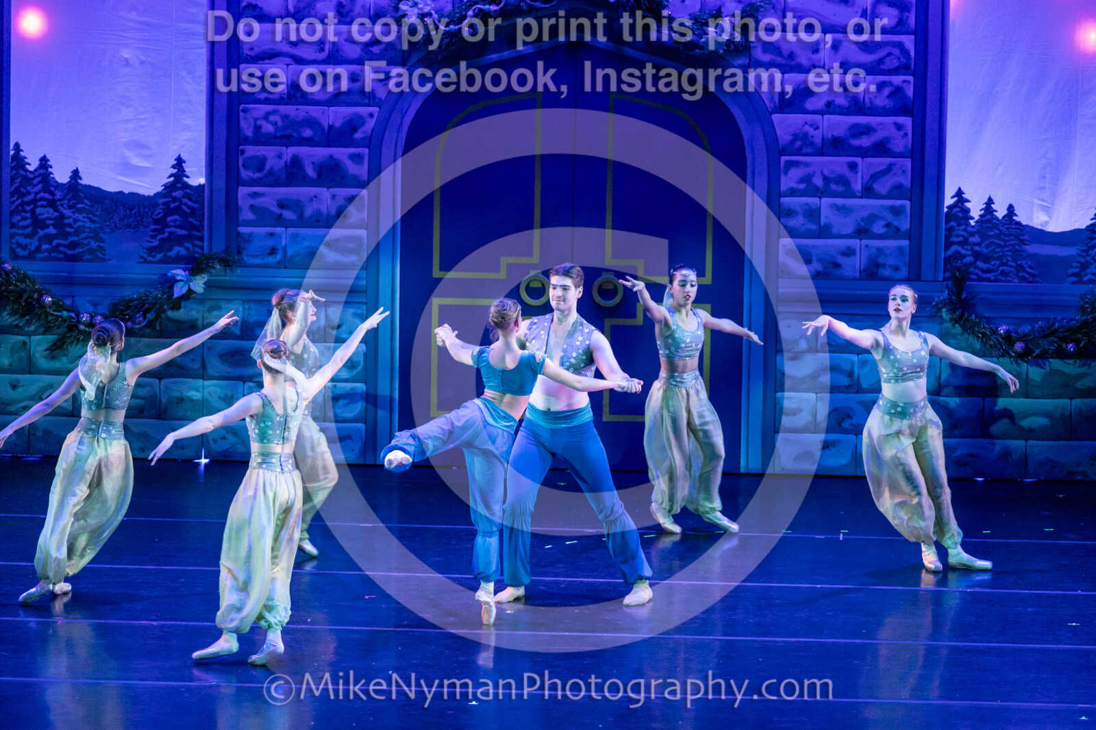 20251129201852-R62-131155