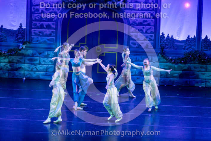 20251129201854-R62-131159