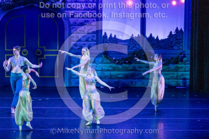 20251129201902-R62-131164