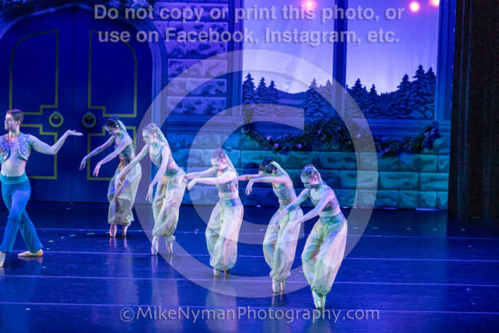 20251129201915-R62-131176