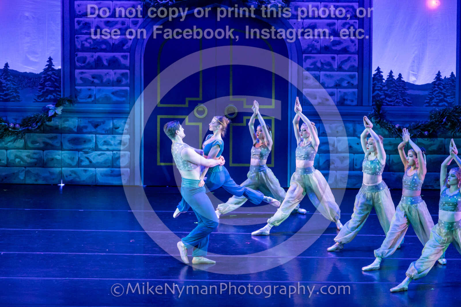 20251129201919-R62-131184