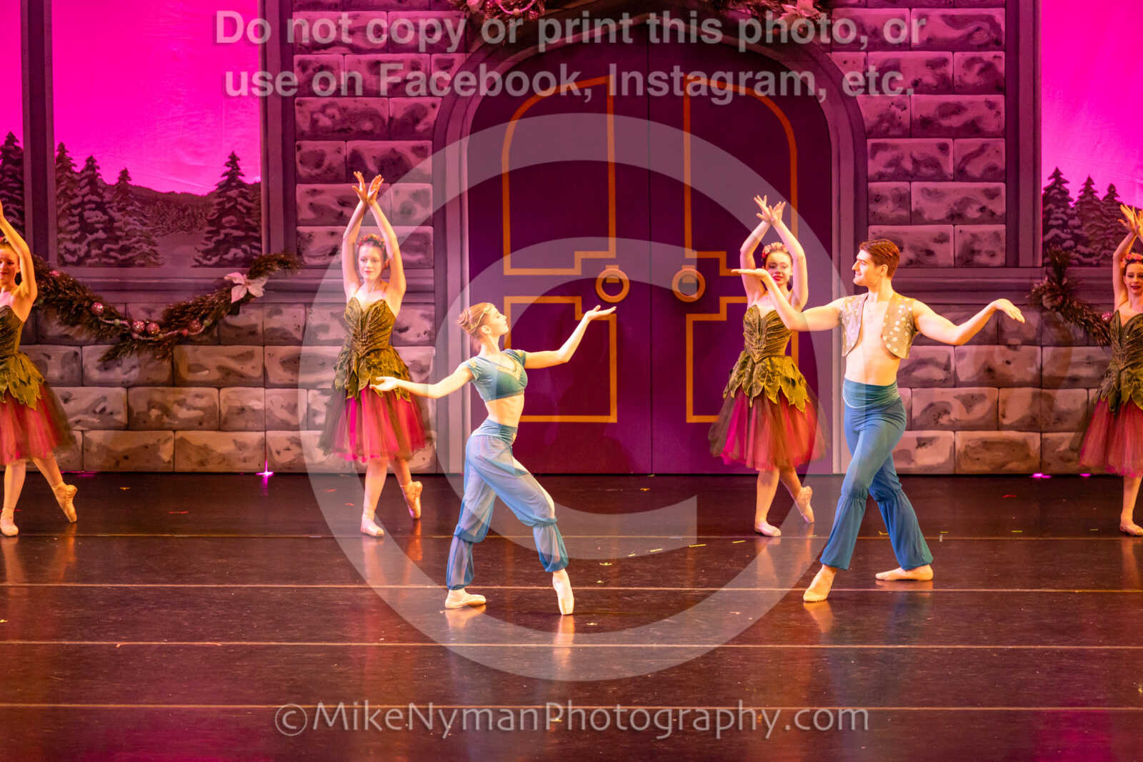 20251129204943-R62-132401