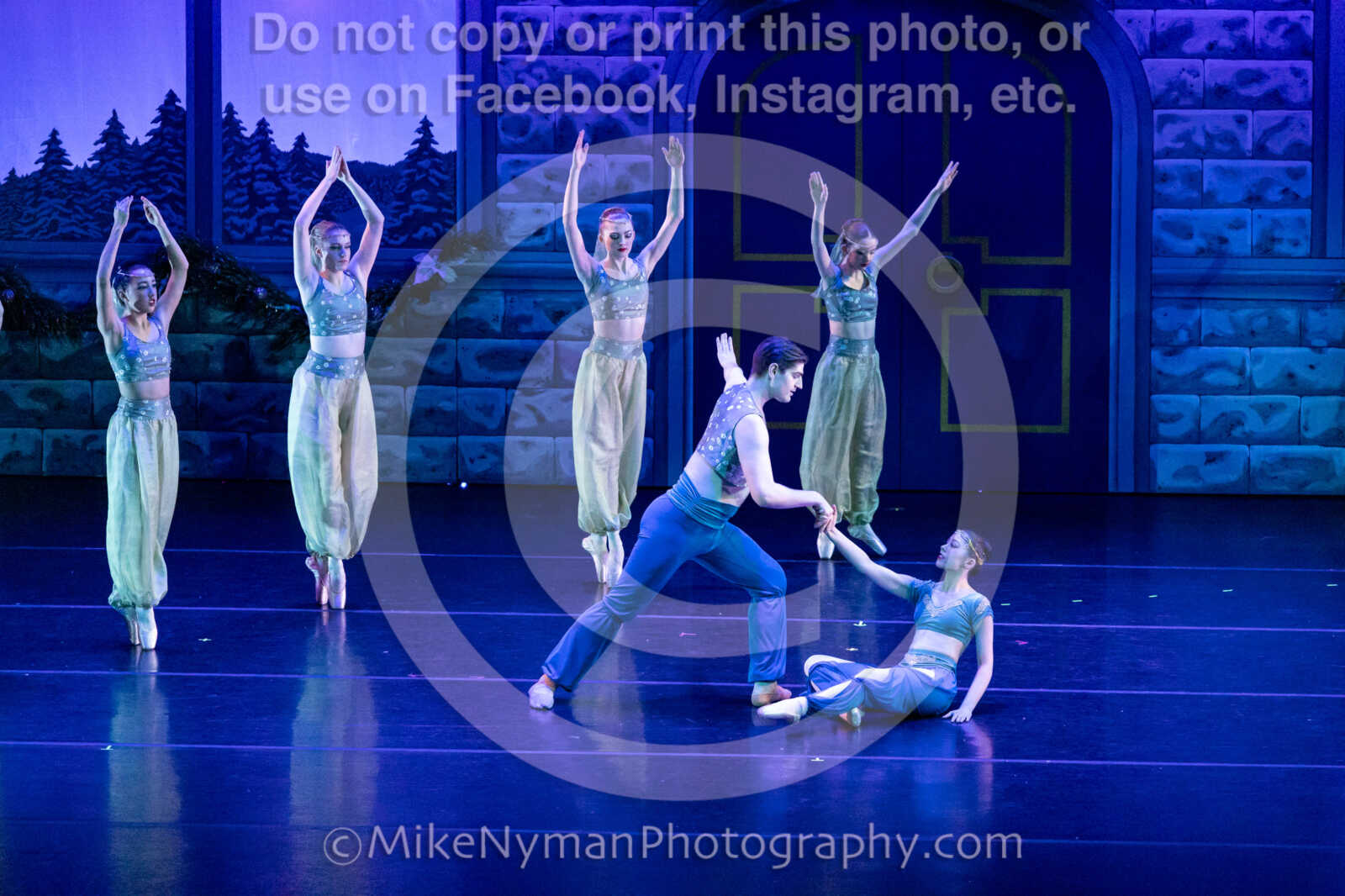 20251220191951-EQ7A1583