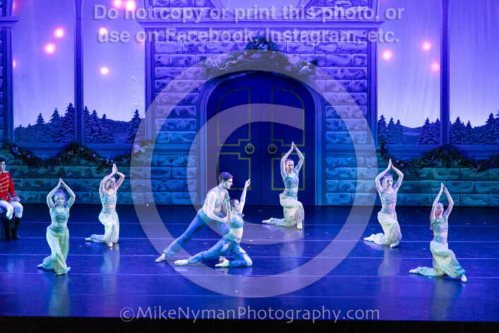 20251220192004-EQ7A1591