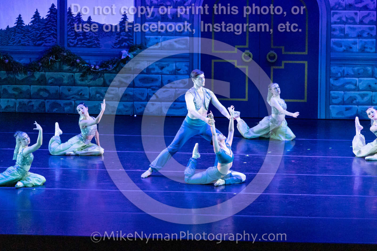 20251220192007-EQ7A1593