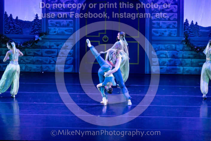 20251220192037-EQ7A1609