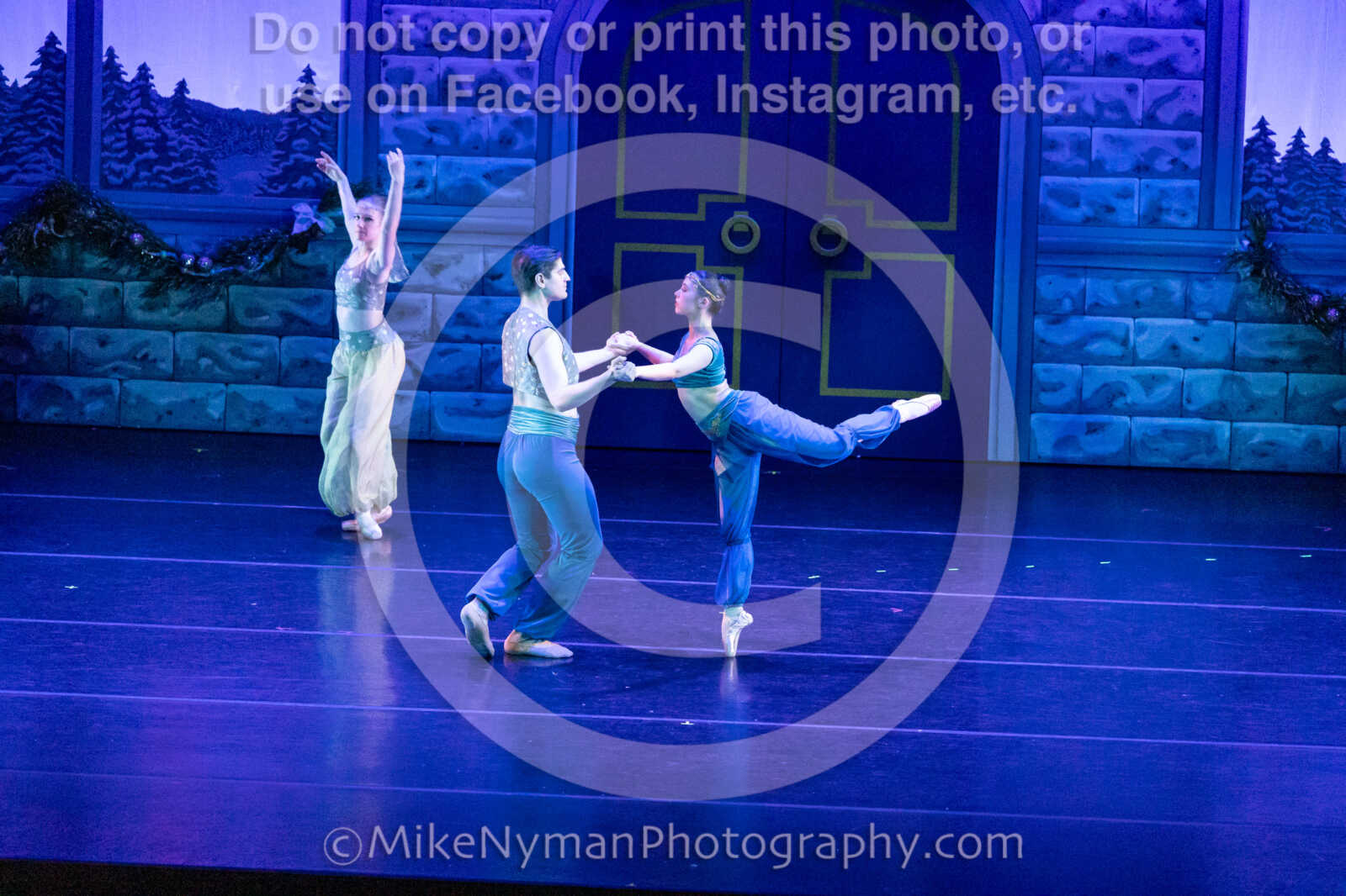 20251220192045-EQ7A1613