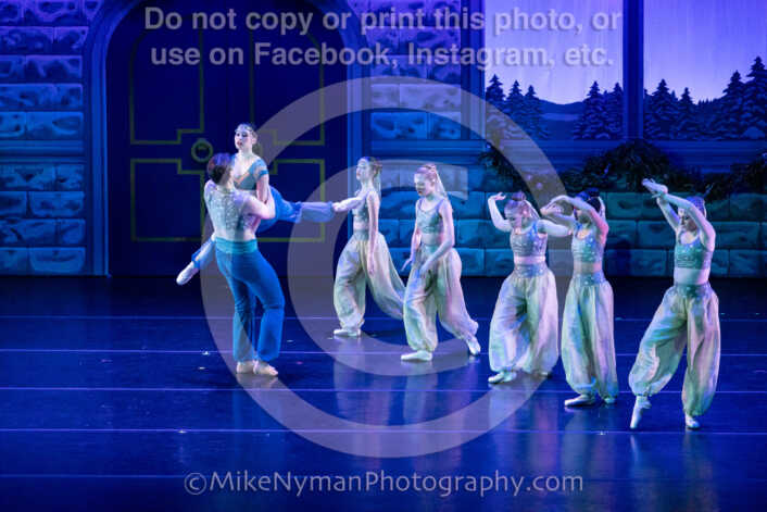 20251220192112-EQ7A1626