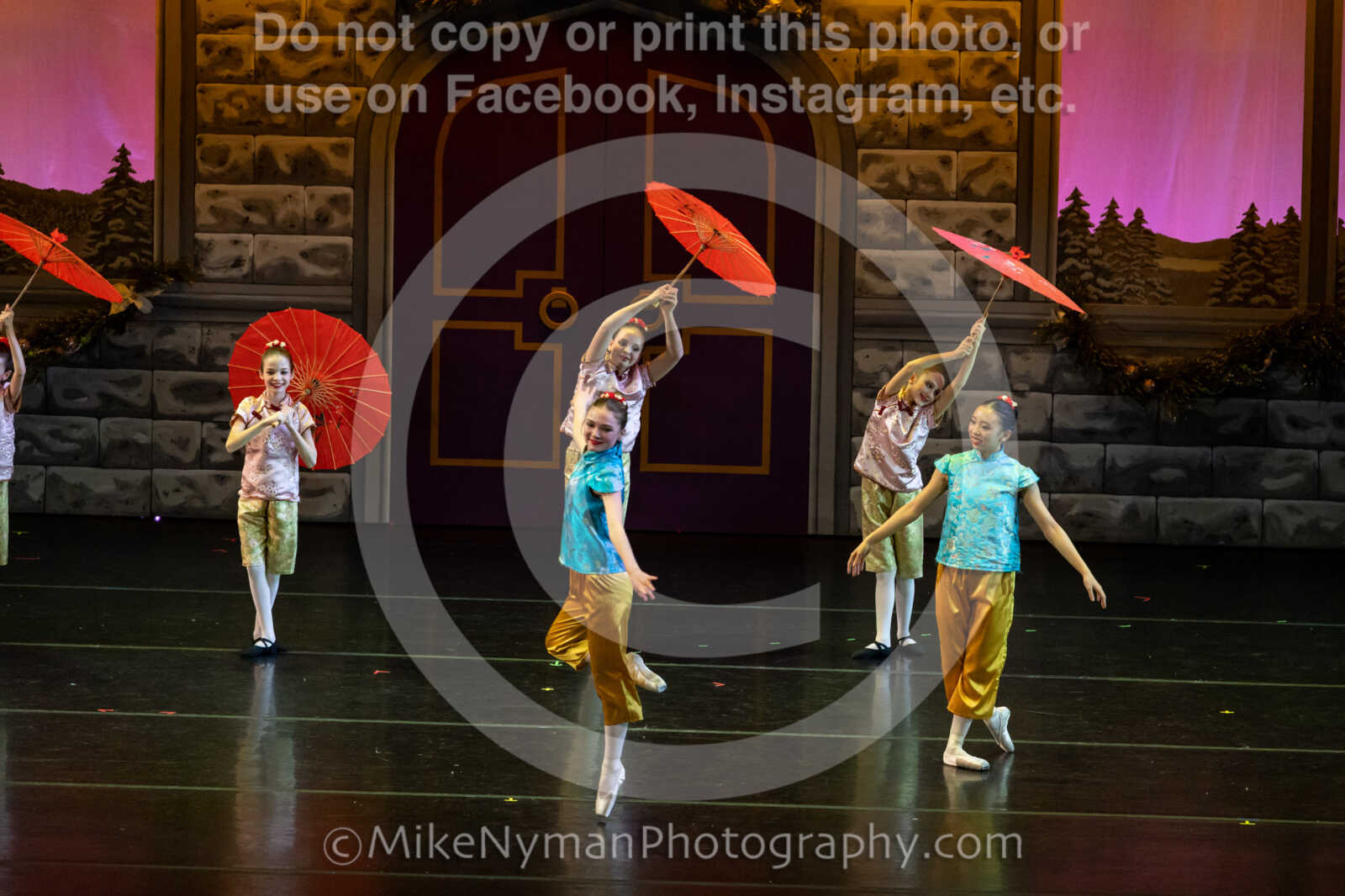 20251220192256-EQ7A1699