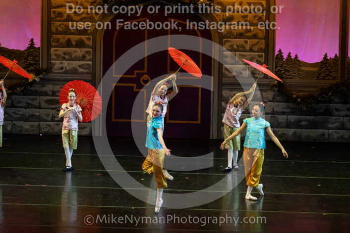 20251220192256-EQ7A1699