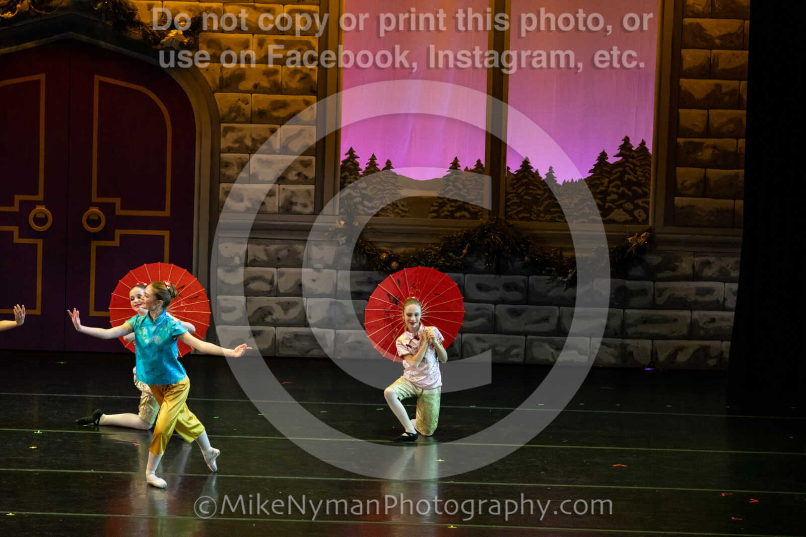 20251220192320-EQ7A1720