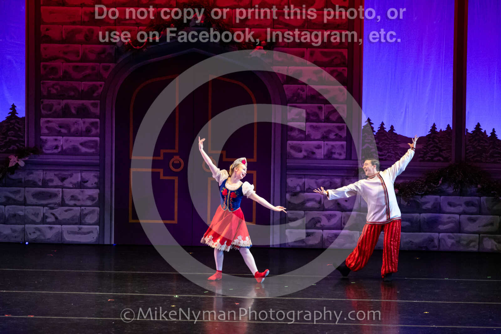 20251220192420-EQ7A1758