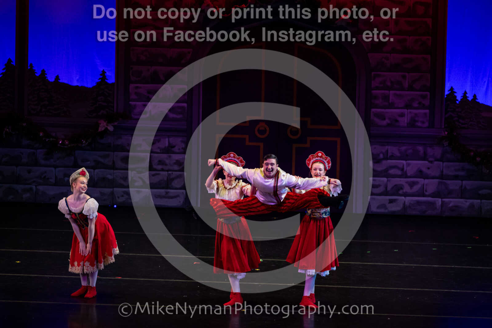 20251220192434-EQ7A1780