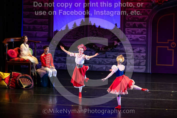 20251220192442-EQ7A1790