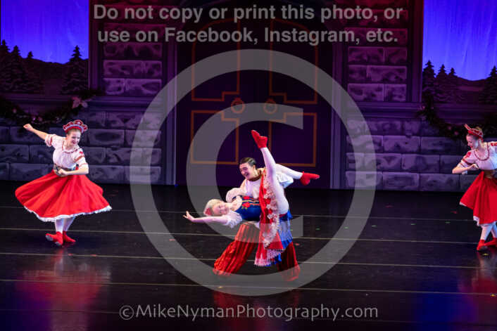 20251220192445-EQ7A1794