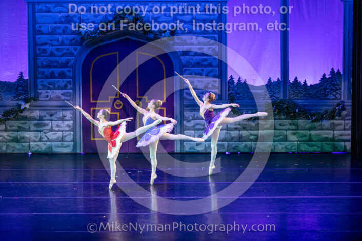 20251129202315-R62-131352