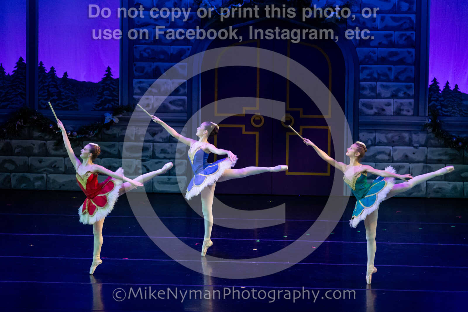 20251220192525-EQ7A1809