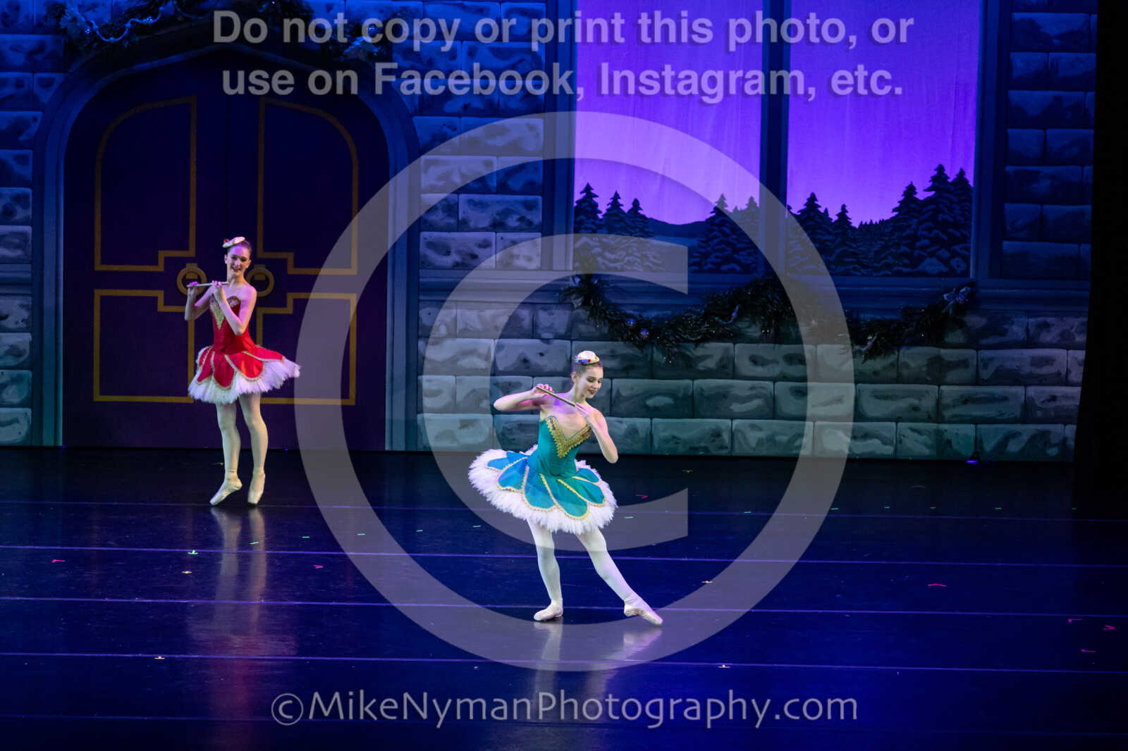 20251220192558-EQ7A1841