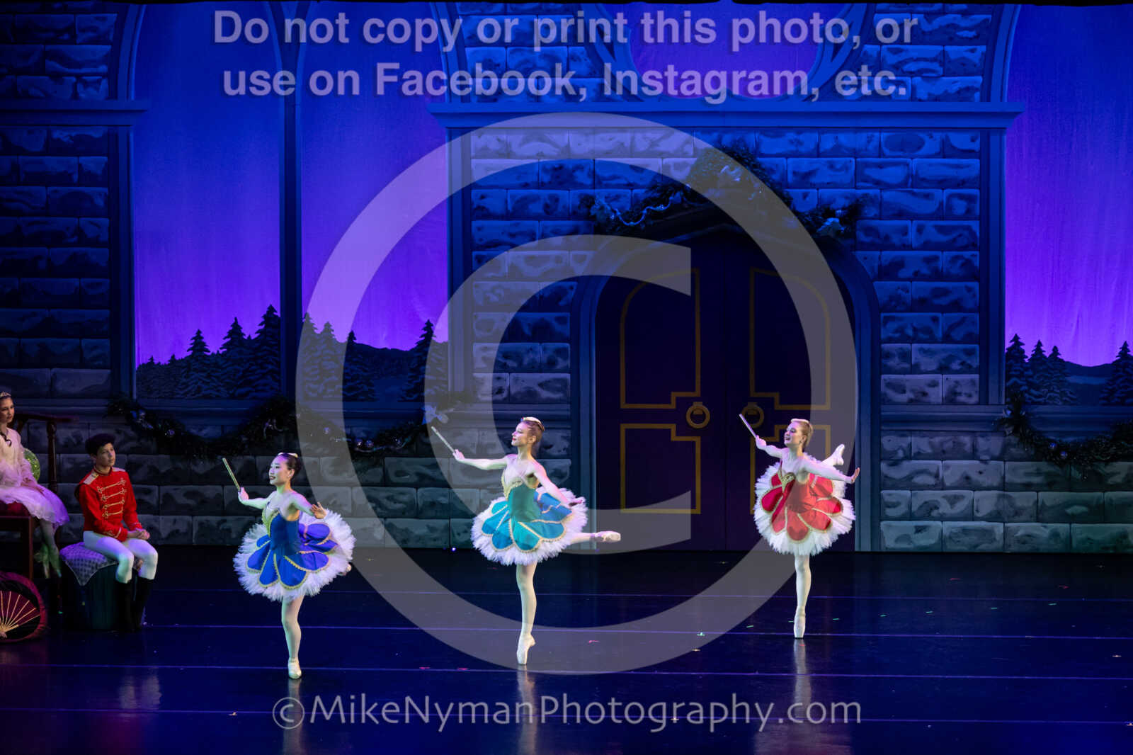 20251220192630-EQ7A1858