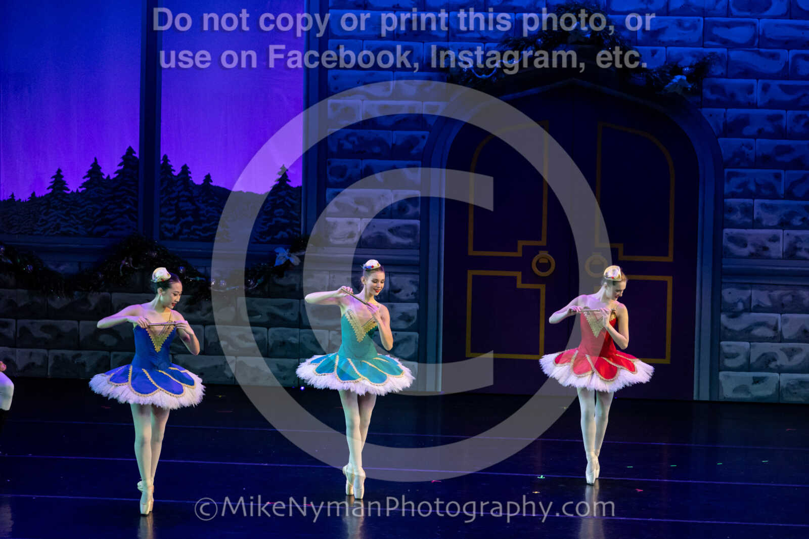 20251220192639-EQ7A1862