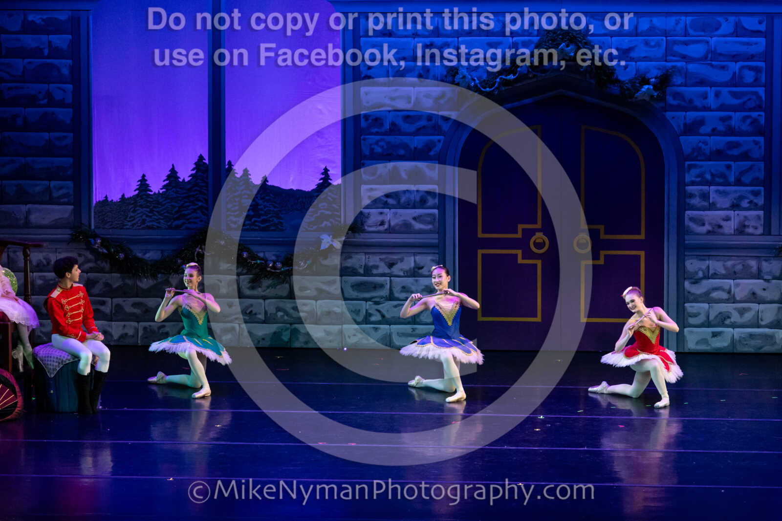 20251220192711-EQ7A1872