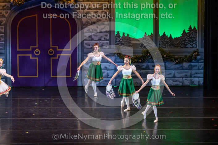 20251129202548-R62-131494