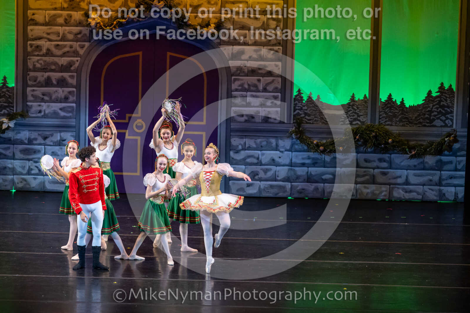 20251129202701-R62-131578