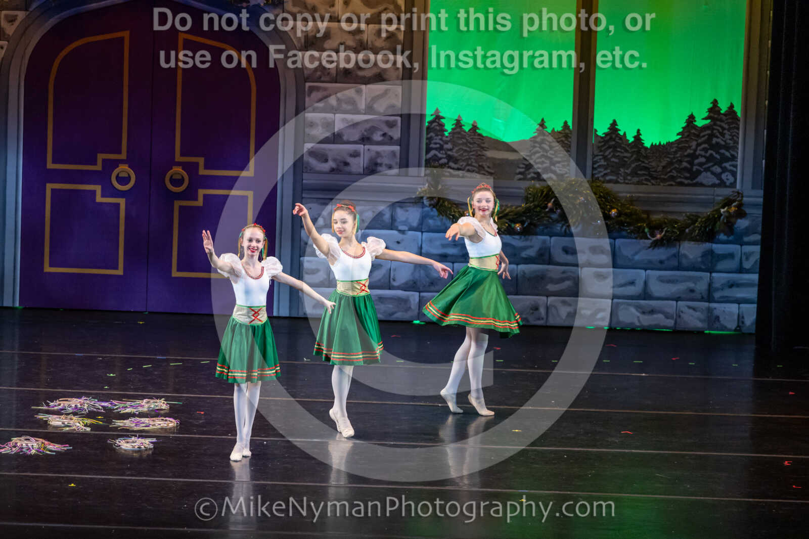 20251129202715-R62-131598