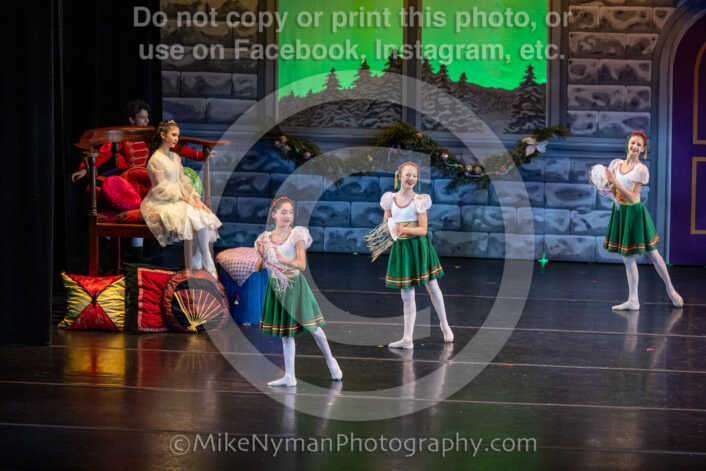 20251129202728-R62-131604