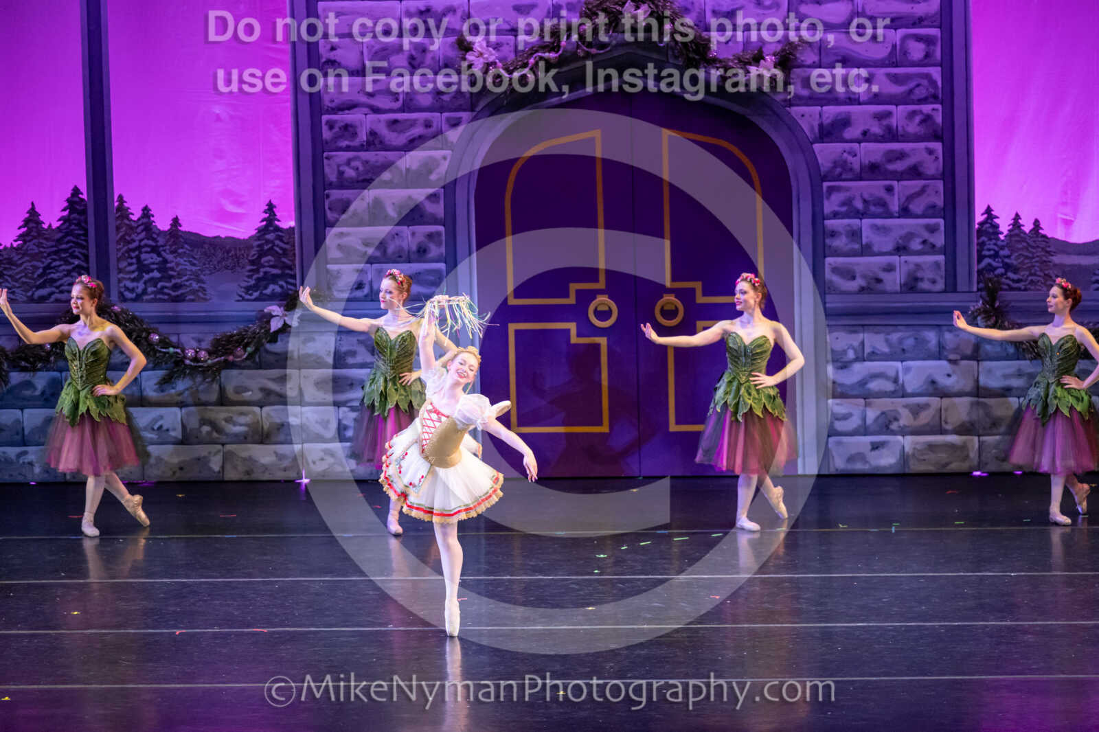 20251129205016-R62-132422