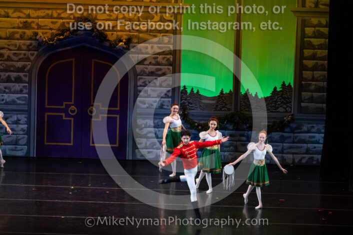 20251220192753-EQ7A1896