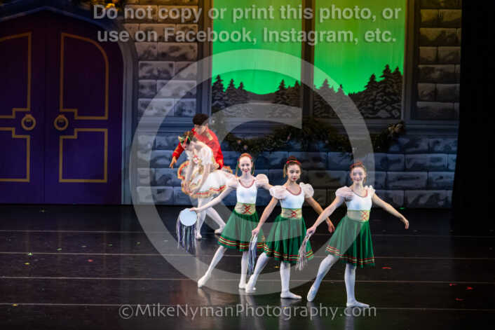 20251220192816-EQ7A1932