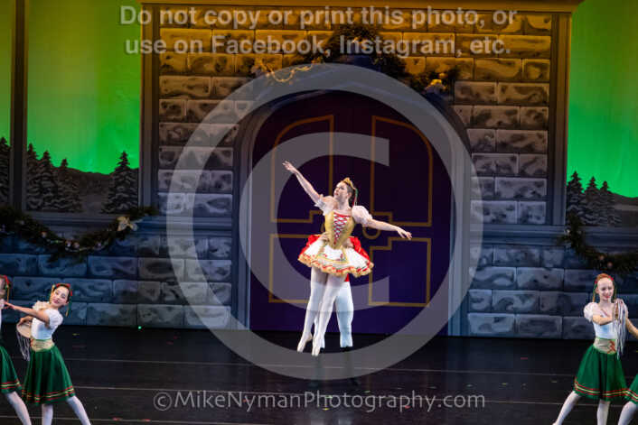 20251220192820-EQ7A1936