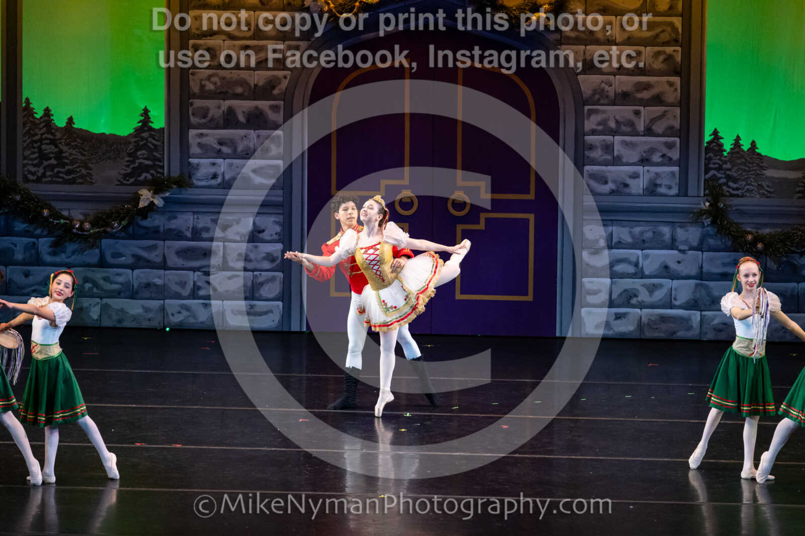 20251220192821-EQ7A1938