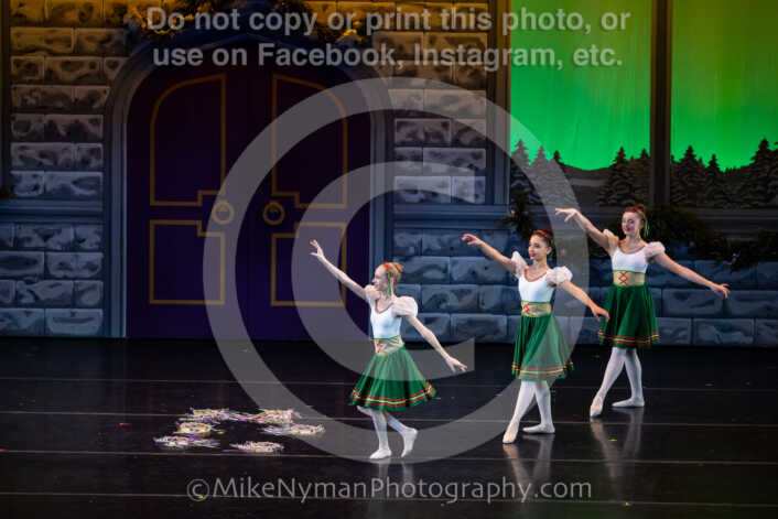 20251220192911-EQ7A1988