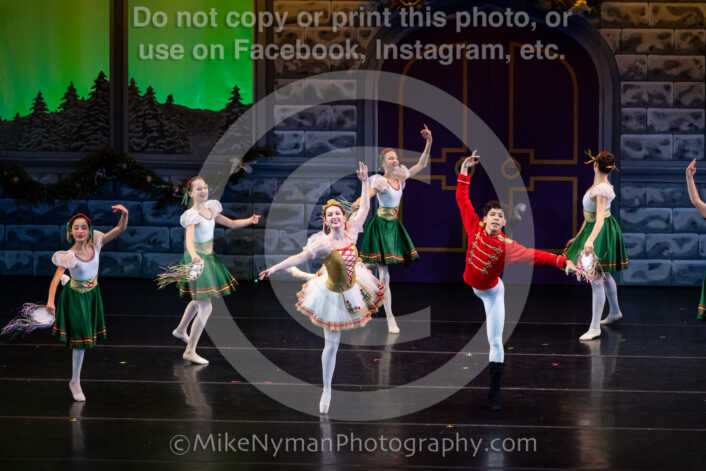 20251220192950-EQ7A2026