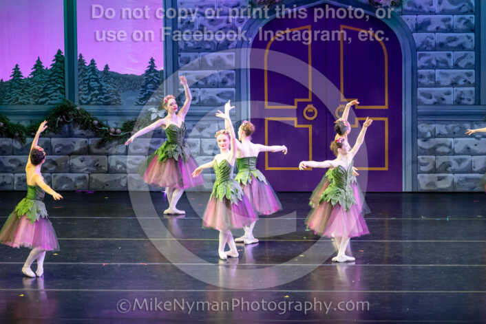 20251129203309-R62-131855