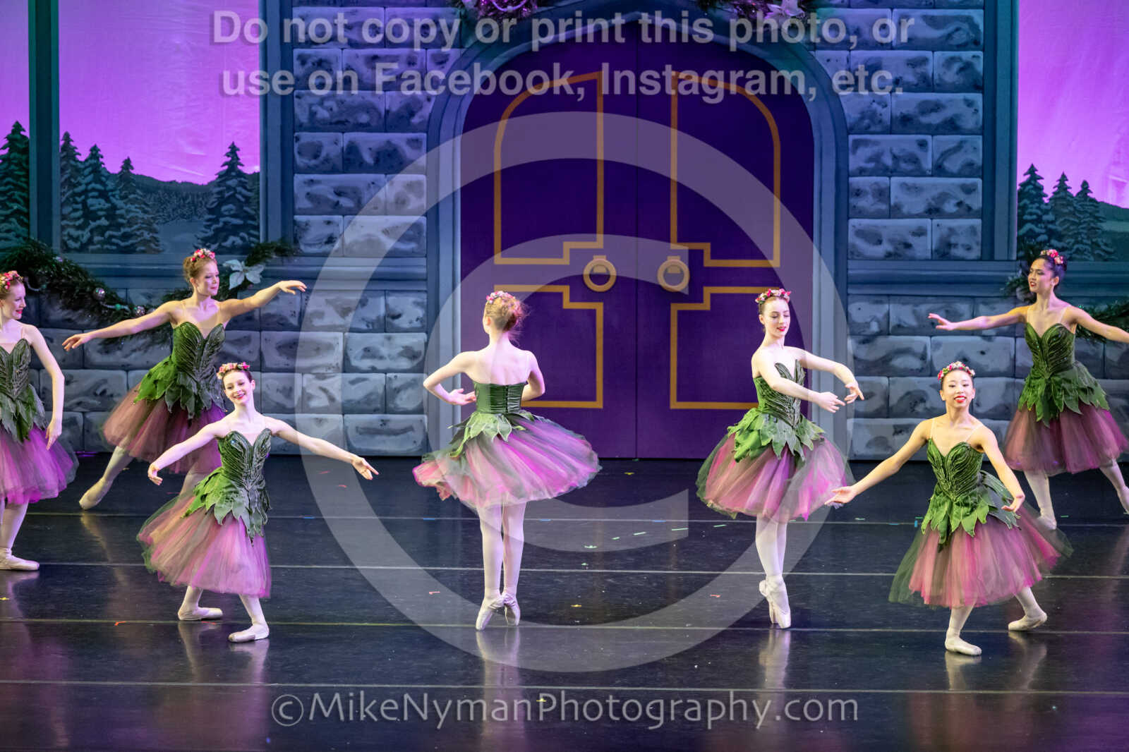 20251129203336-R62-131882