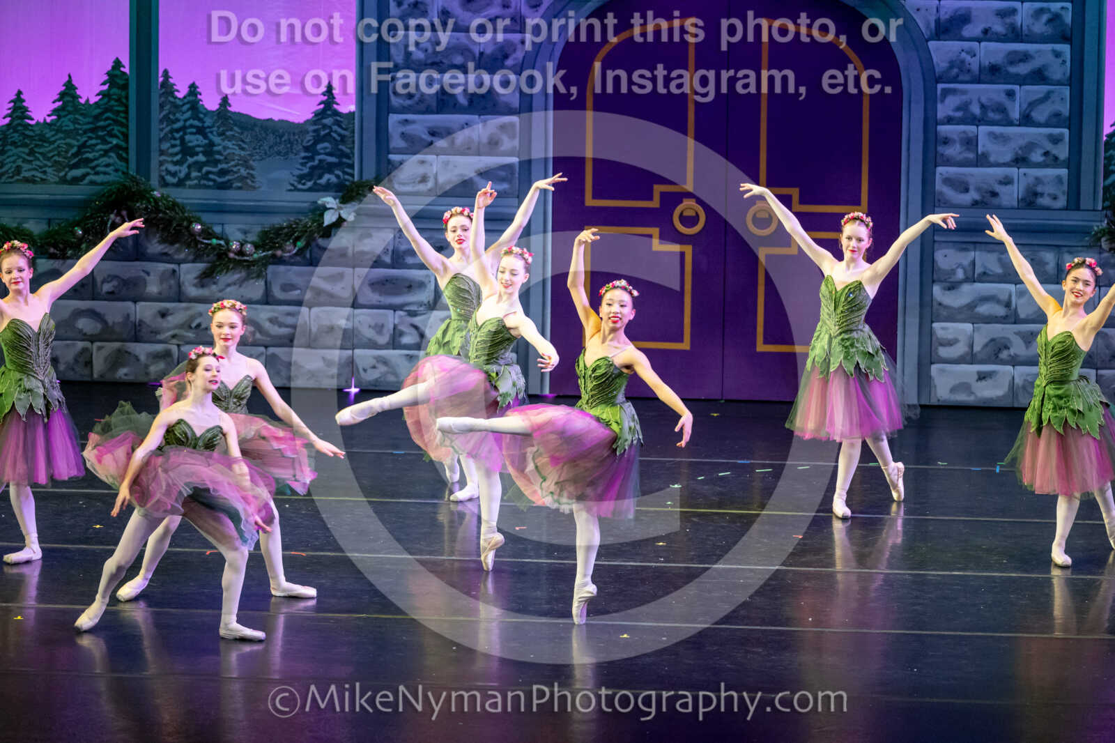 20251129203436-R62-131940